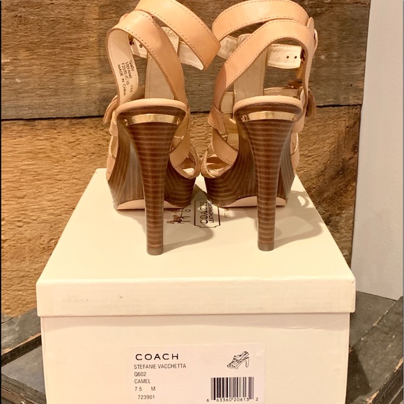 Coach Stephanie Vacchetta Camel 7.5 - Picture 3 of 5
